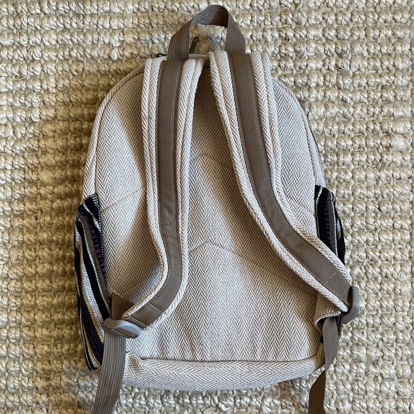 Himalayan Hemp Backpack - Picture 2 of 8